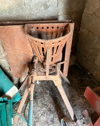 Macchinetta affetta alimenti