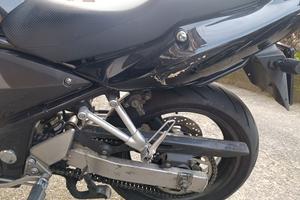  SuzukiBandit 600 del 2000 