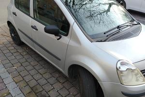  auto Renault Modus neo patente 