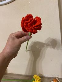 Rose, gerani e tulipani ad uncinetto