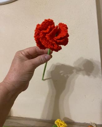 Rose, gerani e tulipani ad uncinetto