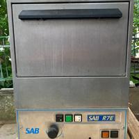 Lavastoviglie da bar