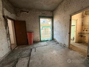 POZZUOLI; Appartamentino 60MQ 3'Piano - MAV241