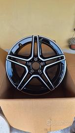 Mercedes Classe Cla AMG Linea 18 " Lega Cerchione