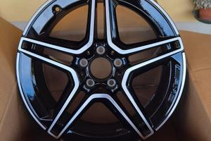 Mercedes Classe Cla AMG Linea 18 " Lega Cerchione