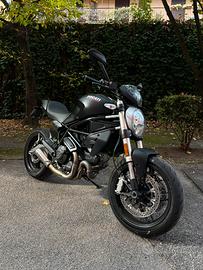 Ducati Monster 797 Plus