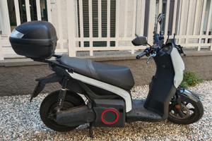 SEAT MO Escooter 125
