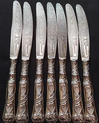 Set 7 coltelli vintage stile argento (384g)