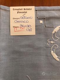 Tovaglia ricamate