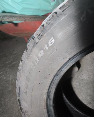 coppia gomme 205/60 R16 invernali 