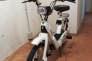Motorino Ciao anno 1992 con libretto.