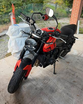 Triumph Trident 660
