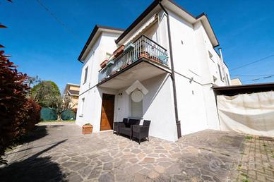 PORZIONE DI BIFAMILIARE A SAN MARTINO IN RIO