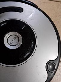 iRobot roomba serie 5 da controllare