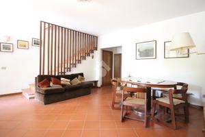 VILLA A SCHIERA A CESENA