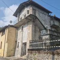 Teglio carona caseggiato panoramico