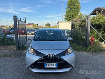 Toyota Aygo 1.0 VVT-i 69 CV 5 porte x-play