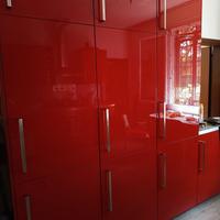 cucina laccata rosso