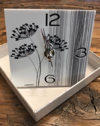 Orologio in ceramica