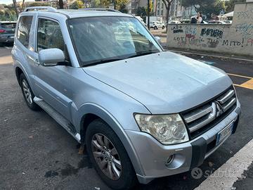 Mitsubishi Pajero 2010