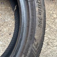 Copia pneumatici 235 45 ZR19