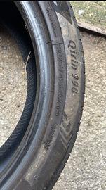 Copia pneumatici 235 45 ZR19