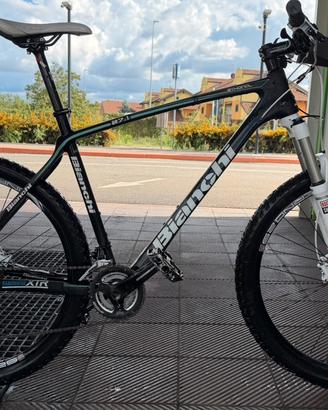 Bianchi Ethanol 27.1 Carbon 27.5” Shimano XT Deore