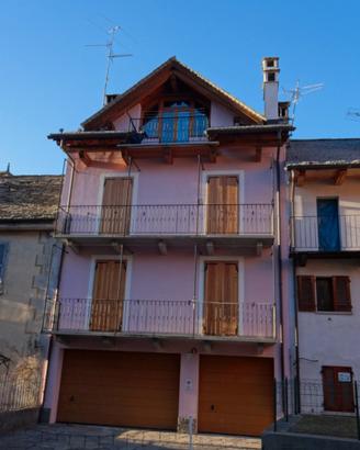 Casa da terra a tetto in valle vigezzo