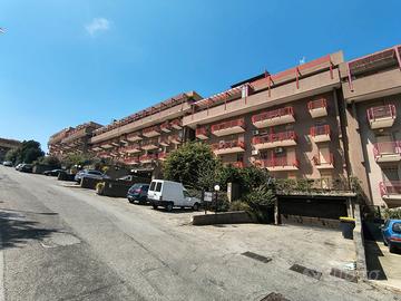 Ampio trilocale con vista panoramica a Messina 2