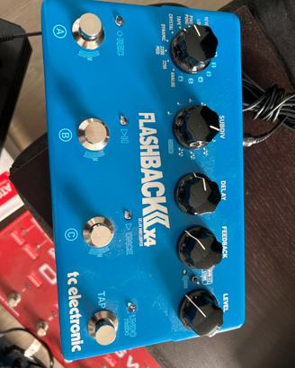 TC ELECTRONIC FLASABACH 2x4 DELAY