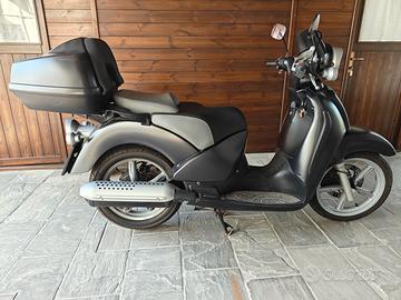 Aprila Scarabeo Rotax 125