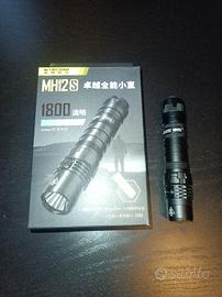 Torcia professionale Nitecore MH12S 1800 lumens