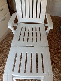 sdraio  da giardino mai usate.