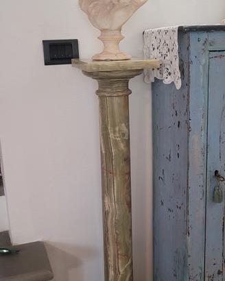 colonna vintage in onice verde