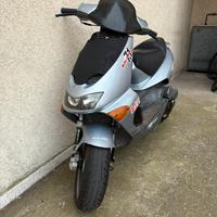 Aprilia sr 125 2t