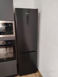 Frigorifero Hisense Nero