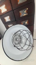 Lampada industriale vintage