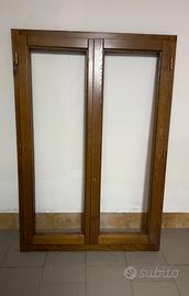 Finestra in castagno nuova