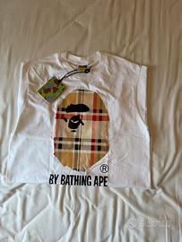 maglietta bape stile burberry bianca