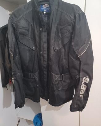 Giacca moto e pantaloni