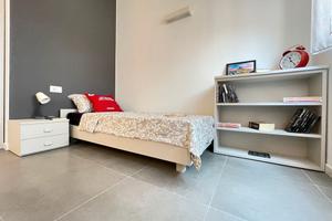 Luminosa singola zona Lotto fieramilanocity da apr