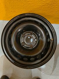 cerchi e gomme 195 65 15