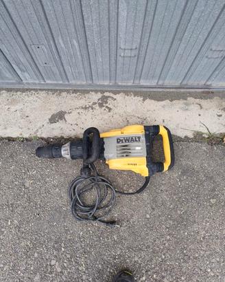 dewalt demolitore 220v