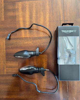 Indicatori di direzione Triumph - nuovo