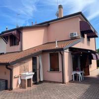 Carpenedo - Porzione di villa immersa nel verde