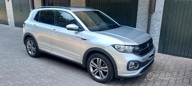 Volkswagen T-Cross 1.0 tsi Sport R-Line 95 cv