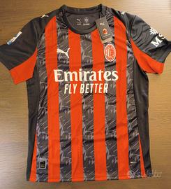 Maglia Milan taglia L — Nuovissima! ⚽️❤️🖤