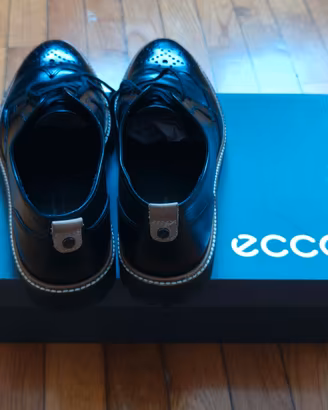 Scarpe donna stile Brogue ECCO