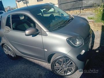 Smart solid grey 2017 allestimento brabus