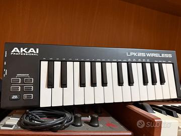 Akai LPK 25 Wireless Controller Midi